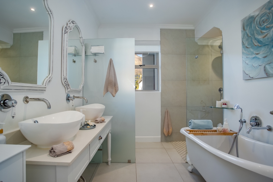 2 Bedroom Property for Sale in Franschhoek Western Cape